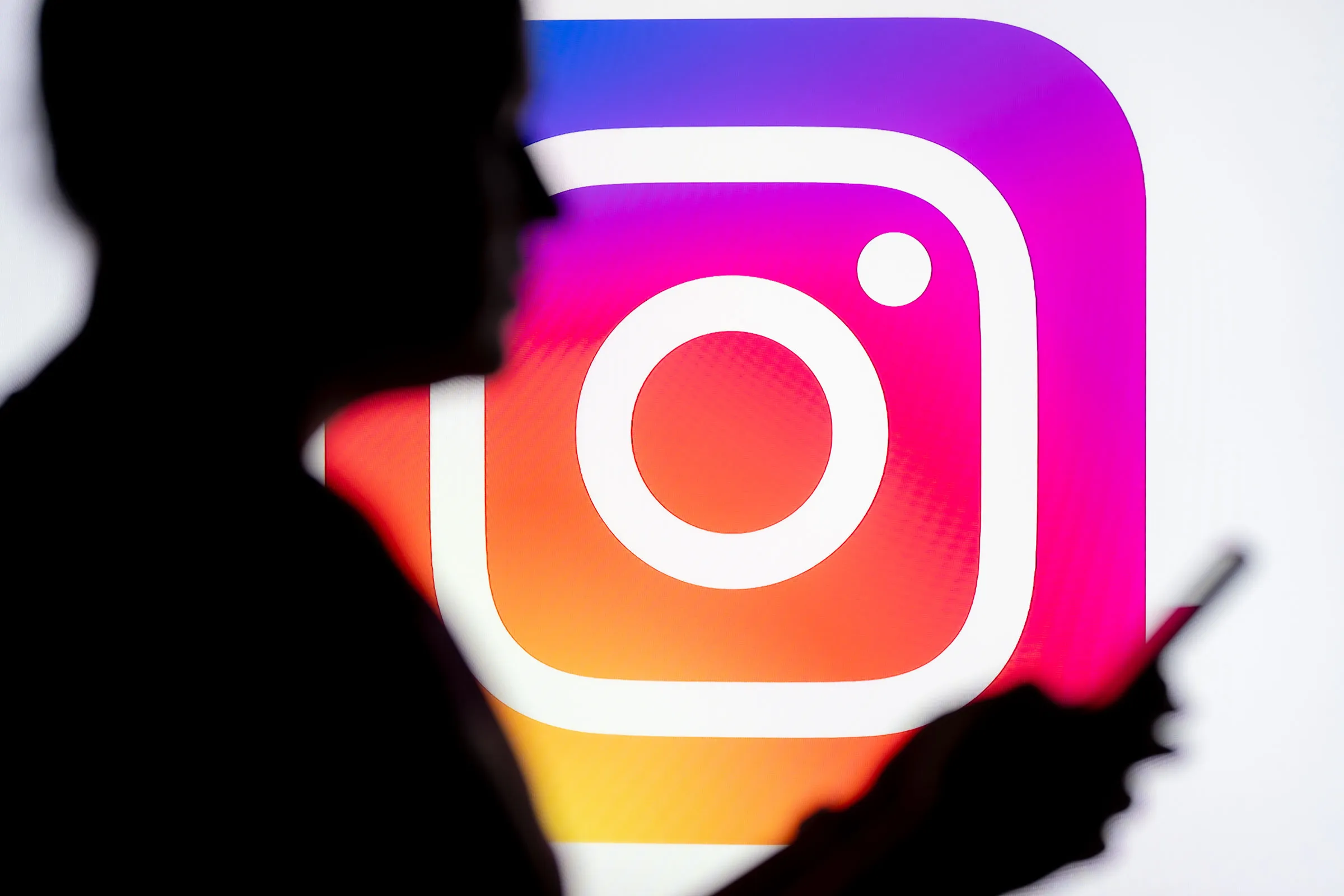 Instagram status updates won't refresh